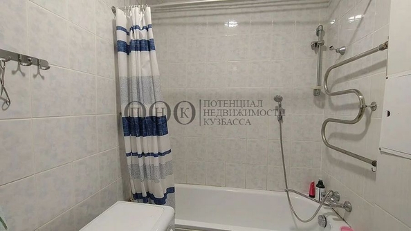 
   Продам 2-комнатную, 57.9 м², Весенняя ул, 19

. Фото 13.