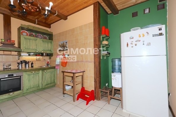 
   Продам коттедж, 357.5 м², Кемерово

. Фото 9.