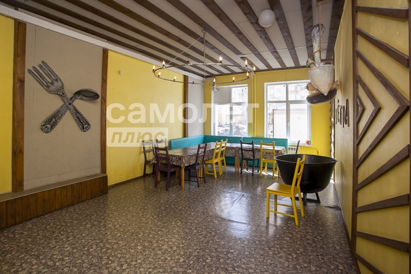 
   Продам офис, 249.4 м², Шахтеров пр-кт, 74а

. Фото 2.