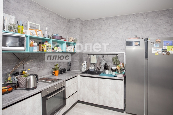 
  Продается 2-комн. квартира, 50 м², Строителей б-р, д. 71
. Фото 13.