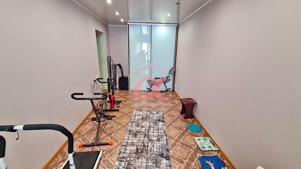 
   Продам 2-комнатную, 61 м², Шахтеров пр-кт, 101а

. Фото 10.