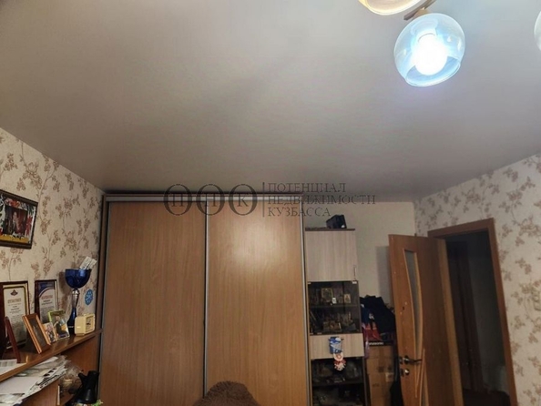 
  Продается 3-комн. квартира, 62 м², Октябрьский пр-кт, д. 23
. Фото 3.