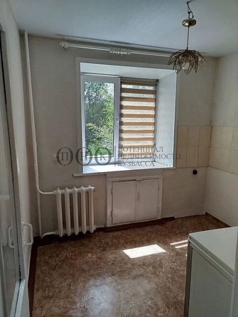 
  Продается 1-комн. квартира, 30 м², Рекордная ул, д. 5а
. Фото 9.