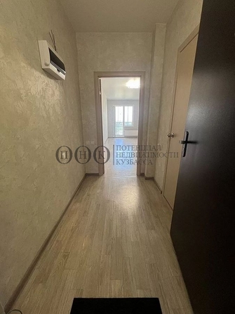 
  Продается 1-комн. квартира, 28.5 м², Строителей б-р, д. 69
. Фото 3.