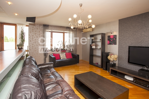 
  Продается 4-комн. квартира, 160.8 м², Строителей б-р, д. 28/1
. Фото 11.