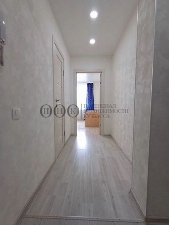 
  Продается 2-комн. квартира, 46.6 м², Молодежный пр-кт, д. 25
. Фото 4.