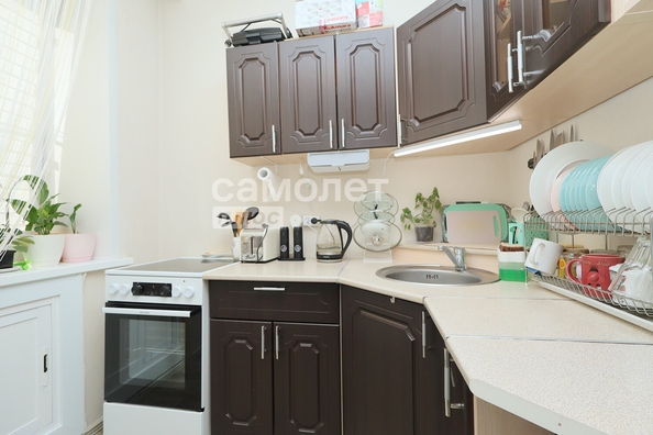 
  Продается 1-комн. квартира, 30.4 м², Александрова ул, д. 11
. Фото 2.
