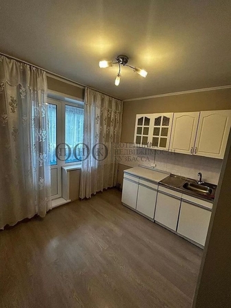 
  Продается 1-комн. квартира, 33 м², Строителей б-р, д. 5
. Фото 5.