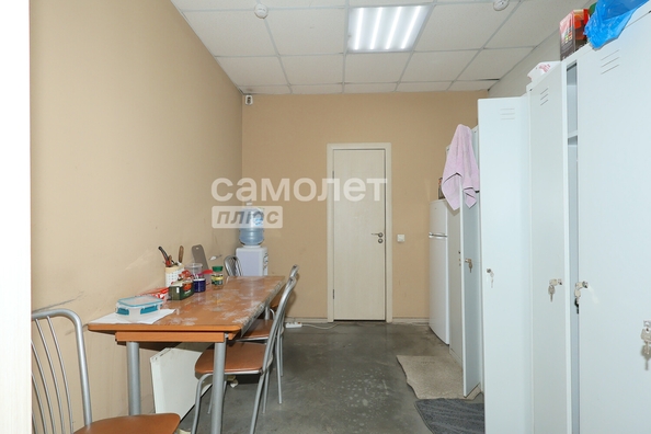 
  Продается склад, 762.6 м², Глинки ул, д. 21
. Фото 3.