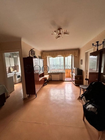 
  Продается 3-комн. квартира, 42.9 м², Коммунистическая ул, д. 120
. Фото 3.