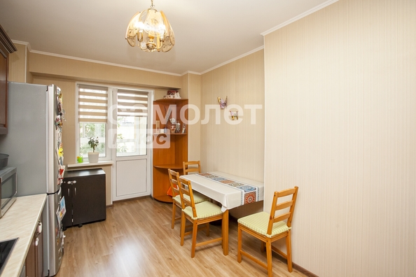 
  Продается 2-комн. квартира, 83.5 м², Шахтеров пр-кт, д. 66
. Фото 7.