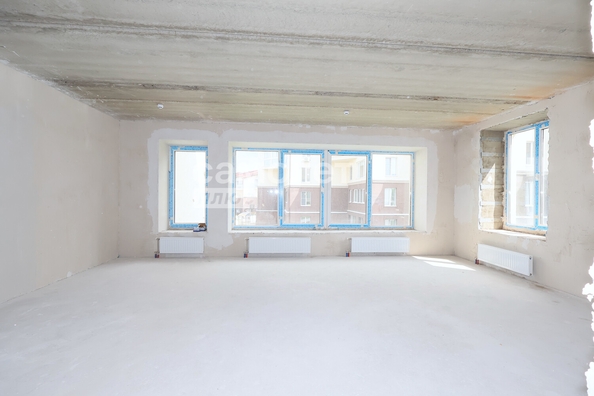 
  Продается 2-комн. квартира, 38 м², Строителей б-р, д. 71/5
. Фото 1.