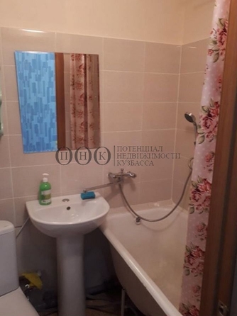 
  Продается 1-комн. квартира, 16 м², Ленина пр-кт, д. 128
. Фото 4.