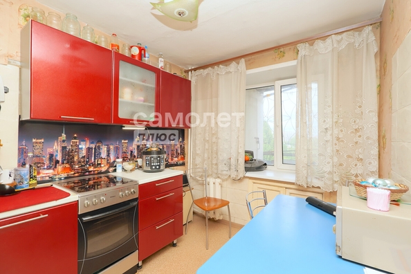 
  Продается 3-комн. квартира, 61.3 м², Веры Волошиной ул, д. 28
. Фото 1.