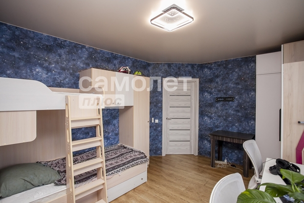 
  Продается 2-комн. квартира, 43.2 м², Суворова ул, д. 12
. Фото 4.