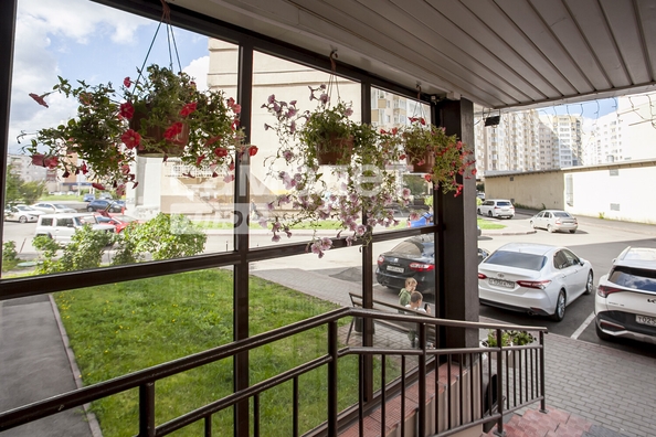 
  Продается 4-комн. квартира, 121.2 м², Шахтеров пр-кт, д. 64
. Фото 24.