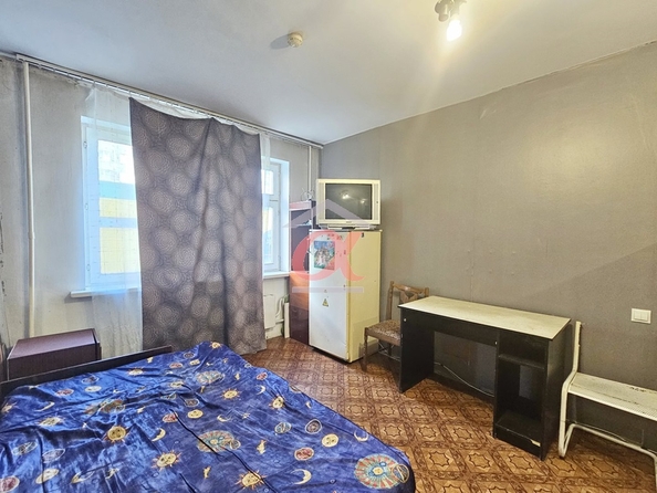 
  Продается 1-комн. квартира, 16.4 м², Октябрьский пр-кт, д. 40
. Фото 3.