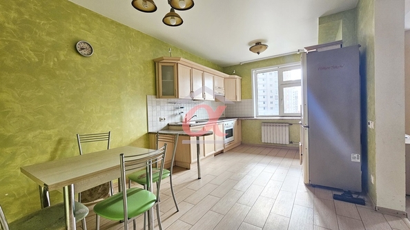 
  Продается 3-комн. квартира, 99.8 м², Шахтеров пр-кт, д. 66
. Фото 5.