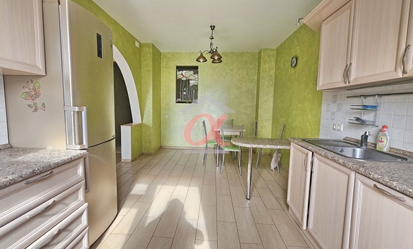 
  Продается 3-комн. квартира, 99.8 м², Шахтеров пр-кт, д. 66
. Фото 7.