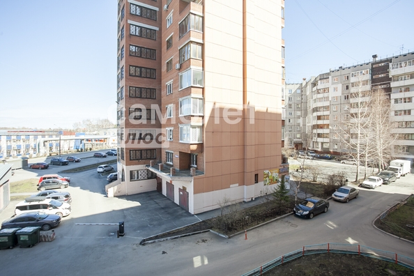 
  Продается 3-комн. квартира, 68.4 м², Свободы ул, д. 13
. Фото 20.