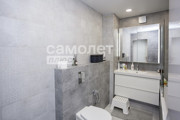 
  Продается 3-комн. квартира, 60.5 м², Молодежный пр-кт, д. 27
. Фото 9.