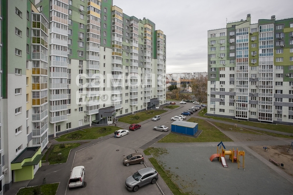 
  Продается 3-комн. квартира, 60.5 м², Молодежный пр-кт, д. 27
. Фото 15.