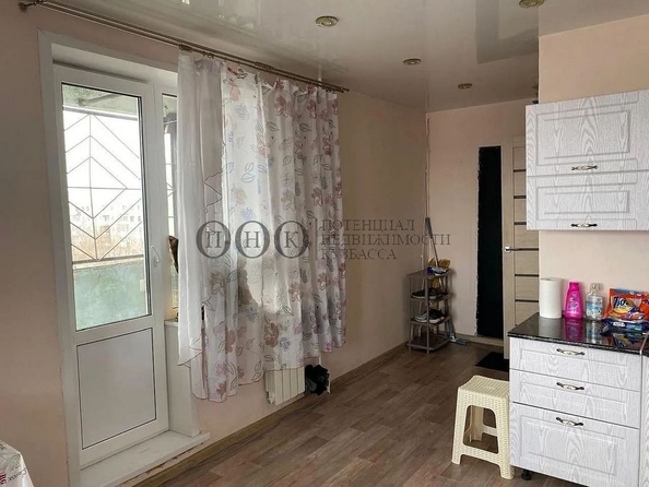 
  Продается 1-комн. квартира, 22.4 м², Ворошилова ул, д. 12
. Фото 8.