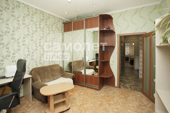 
  Продается 3-комн. квартира, 75.8 м², Патриотов ул, д. 7
. Фото 17.