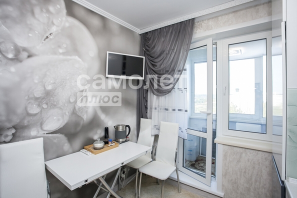 
  Продается 2-комн. квартира, 56.5 м², Строителей б-р, д. 1
. Фото 4.