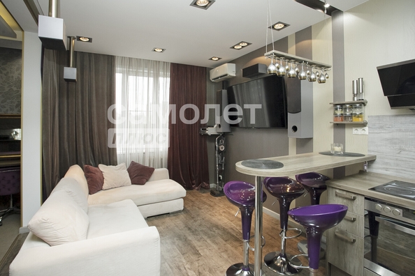 
  Продается 2-комн. квартира, 49.7 м², Осенний б-р, д. 6
. Фото 1.