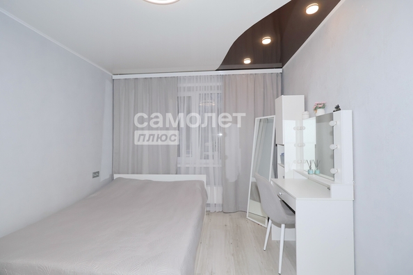 
  Продается 3-комн. квартира, 59 м², Марковцева ул, д. 18
. Фото 9.