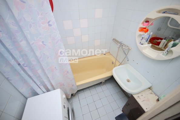 
  Продается 3-комн. квартира, 64 м², Шахтеров пр-кт, д. 85
. Фото 8.