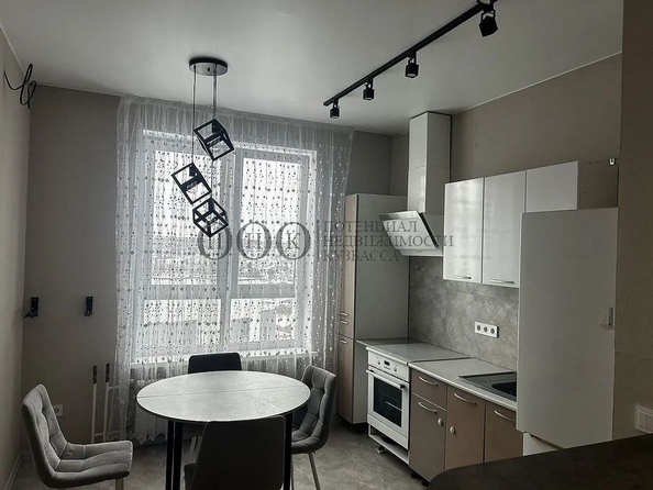 
  Продается 2-комн. квартира 60.2 м², в ЖК Квартал дружбы, дом 3. Фото 9.