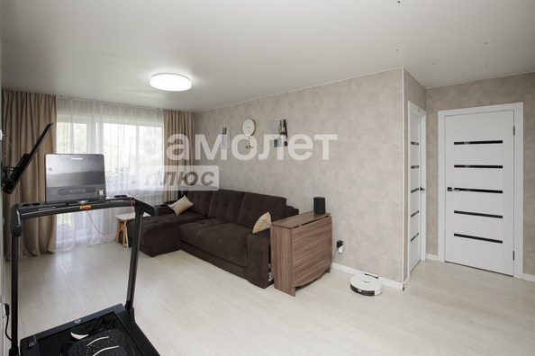 
  Продается 4-комн. квартира 71.6 м². Фото 1.