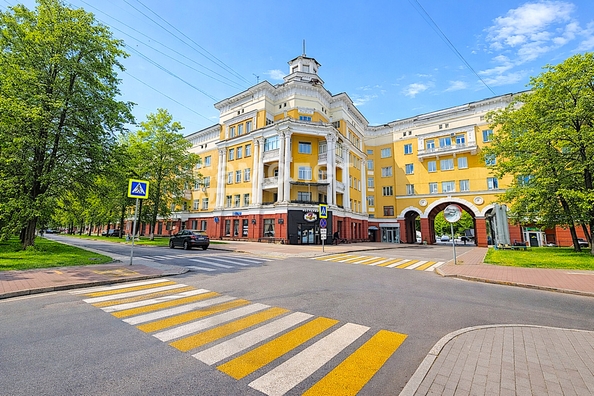 
  Сдается универсальное помещение 571 м². Фото 1.