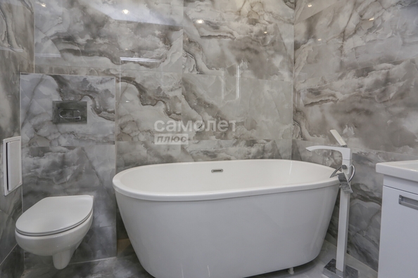 
  Продается 2-комн. квартира 60.4 м², в ЖК Парковый, дом 1. Фото 8.