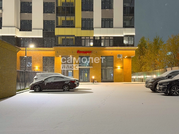 
  Сдается торговая площадь 127.7 м², в ЖК Чемпион-парк, дом 2. Фото 6.