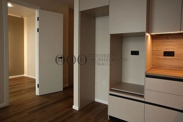 
  Продается 2-комн. квартира 39 м², в ЖК Парковый, дом 3 этап 1. Фото 8.