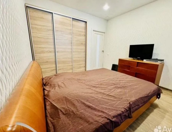 
  Продается 2-комн. квартира 45 м², в ЖК Времена года, дом 7. Фото 2.
