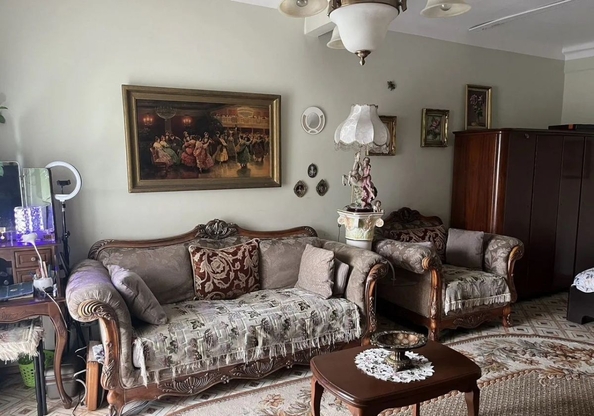 
  Продается 4-комн. квартира 91.4 м². Фото 1.