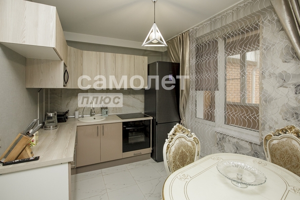
  Продается 1-комн. квартира 32 м², в ЖК Времена года, дом 7. Фото 2.