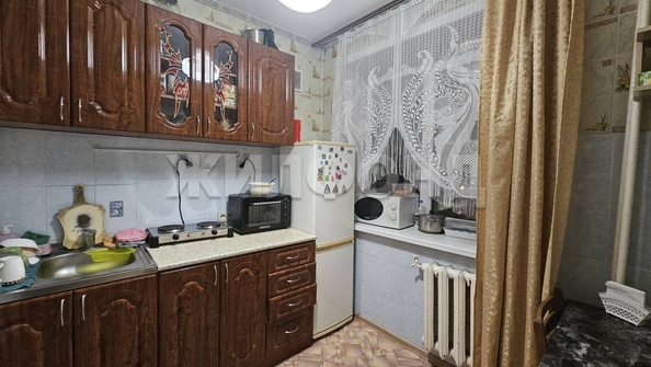 
   Продам 2-комнатную, 47 м², Рабочая ул, 12

. Фото 2.