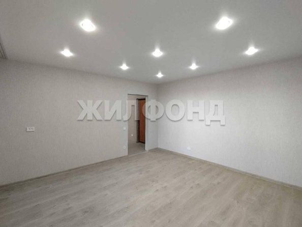 
   Продам 2-комнатную, 50.2 м², Королева ул, 14/2

. Фото 1.