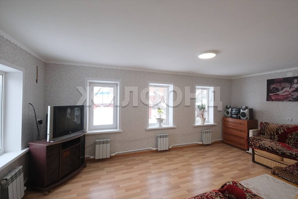 
   Продам дом, 72.4 м², Новосибирск

. Фото 3.
