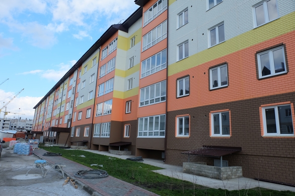 
   Продам 3-комнатную, 64.2 м², Фламинго, дом 21

. Фото 10.