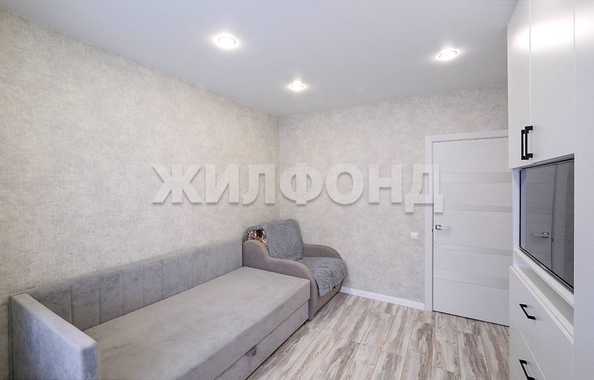 
   Продам 2-комнатную, 39.6 м², 3-й микрорайон, 15/1

. Фото 24.