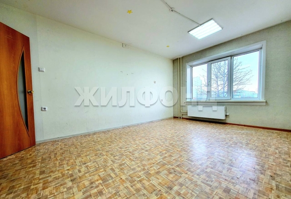 
   Продам 3-комнатную, 72.7 м², Титова ул, 236/1

. Фото 4.