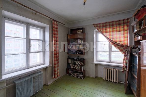 
   Продам 3-комнатную, 63 м², Котовского ул, 7

. Фото 1.