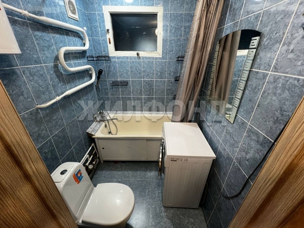 
   Продам 1-комнатную, 32.9 м², Ватутина ул, 18А

. Фото 8.