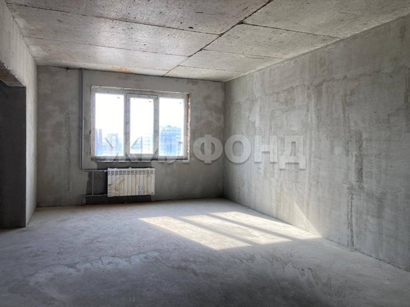 
   Продам 3-комнатную, 76.5 м², Красина ул, 56

. Фото 2.